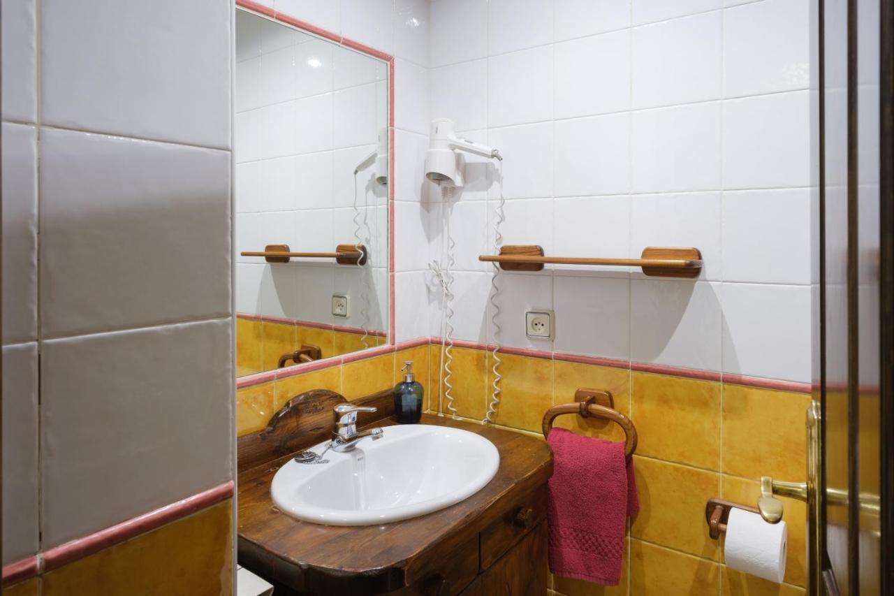 El Rincon De Andrea Apartamentos ビエスカス エクステリア 写真