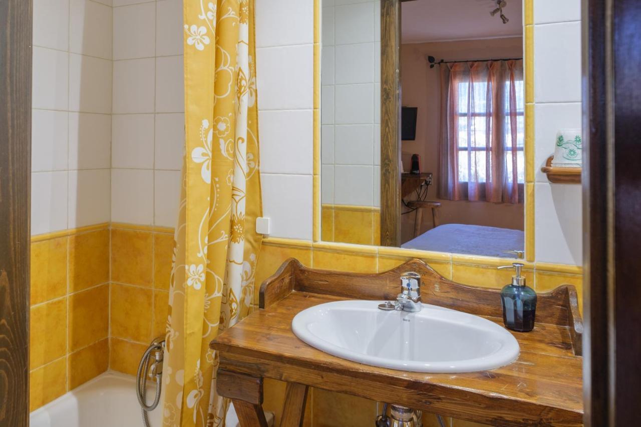 El Rincon De Andrea Apartamentos ビエスカス エクステリア 写真