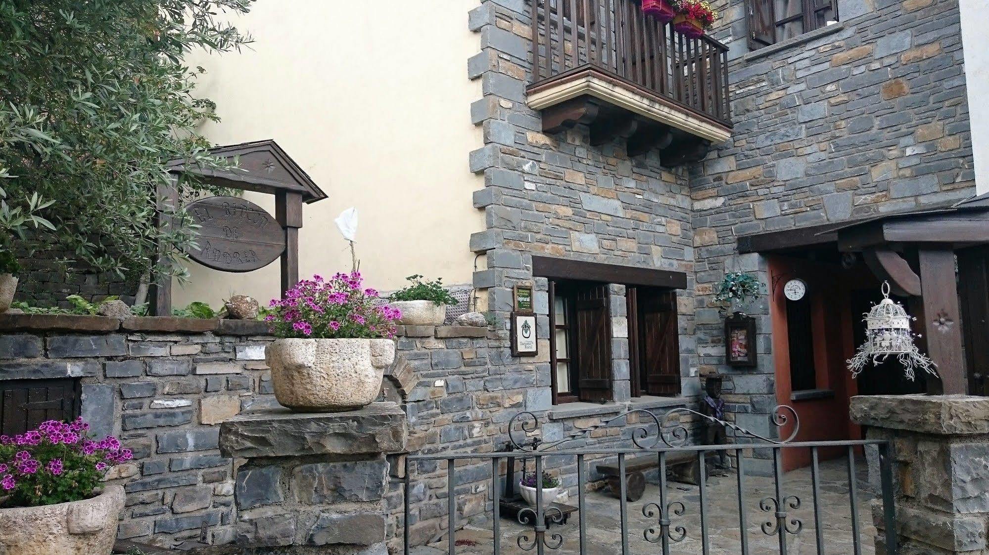 El Rincon De Andrea Apartamentos ビエスカス エクステリア 写真
