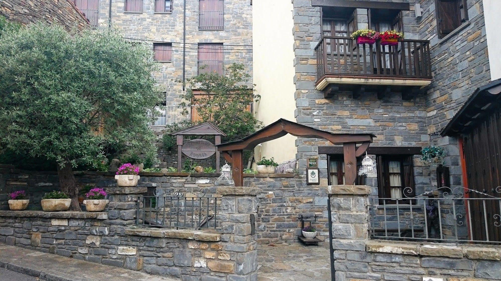 El Rincon De Andrea Apartamentos ビエスカス エクステリア 写真
