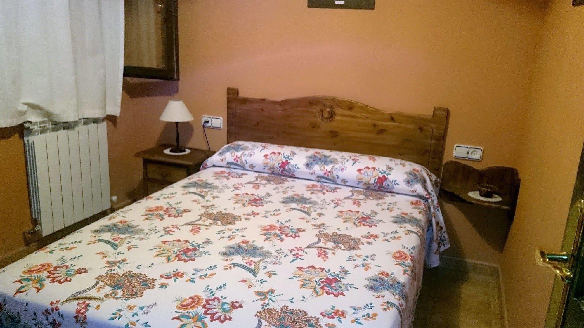 El Rincon De Andrea Apartamentos ビエスカス エクステリア 写真